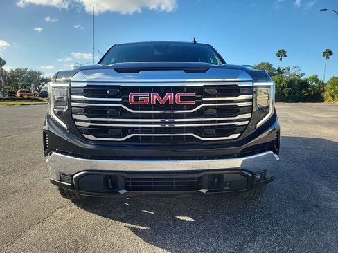 New 2026 GMC Sierra 1500 SLT AWD/4WD image 3