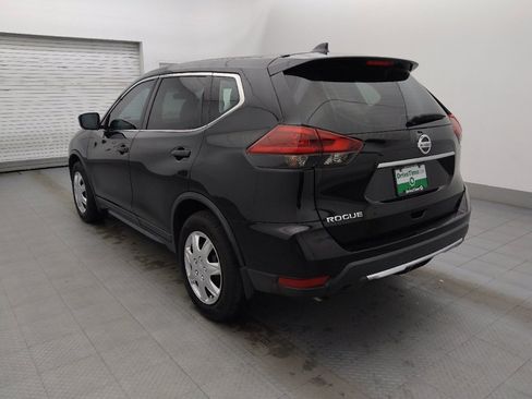 Used 2020 Nissan Rogue S image 5