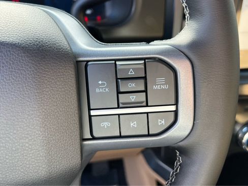 New 2026 Ford F250 Lariat w/ Lariat Premium Package image 31