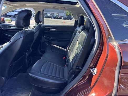 Used 2016 Ford Edge SEL w/ Equipment Group 201A AWD/4WD image 8