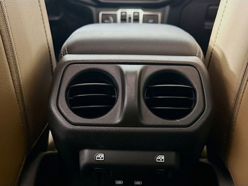 Used 2023 Jeep Wrangler Sahara w/ Cold Weather Group image 27