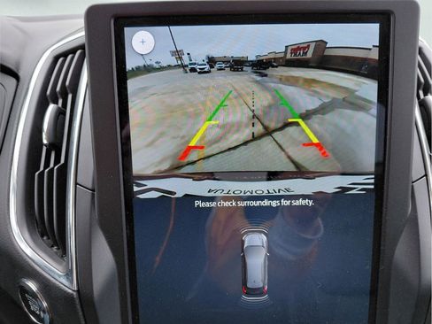 Used 2024 Ford Edge Titanium image 35