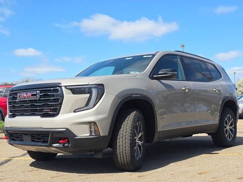 New 2026 GMC Acadia AT4 w/ LPO, Floor Liner Package AWD/4WD image 12