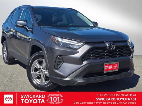 Used 2024 Toyota RAV4 XLE w/ Convenience Package image 1