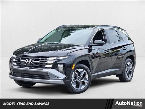 New 2025 Hyundai Tucson SEL image 1