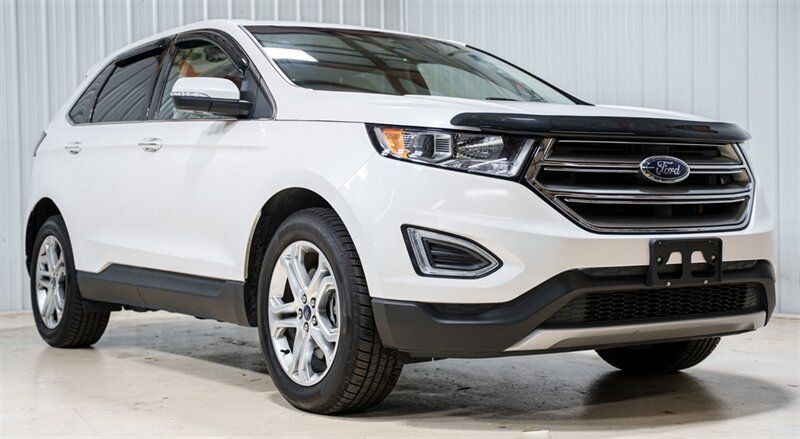 Used 2018 Ford Edge Titanium w/ Technology Package AWD/4WD image 1