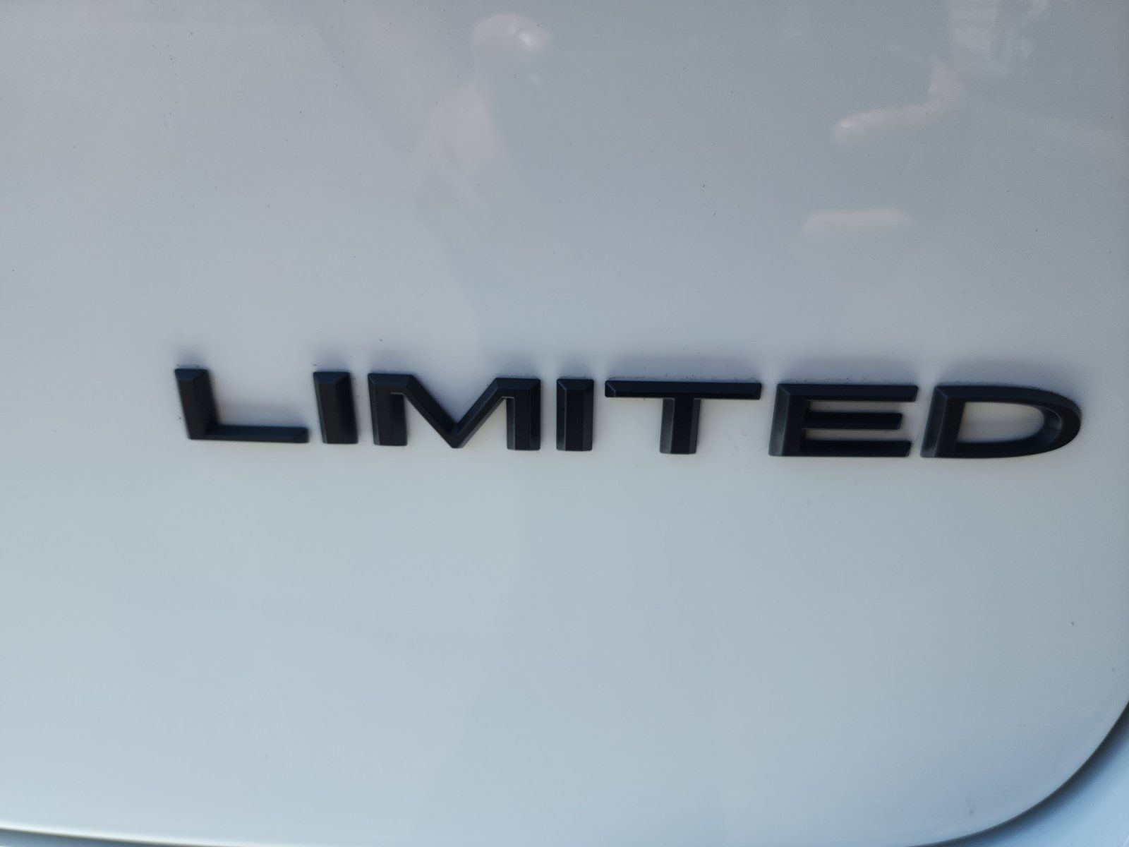 Used 2023 Chrysler Pacifica Limited w/ S Appearance Package FWD image 28