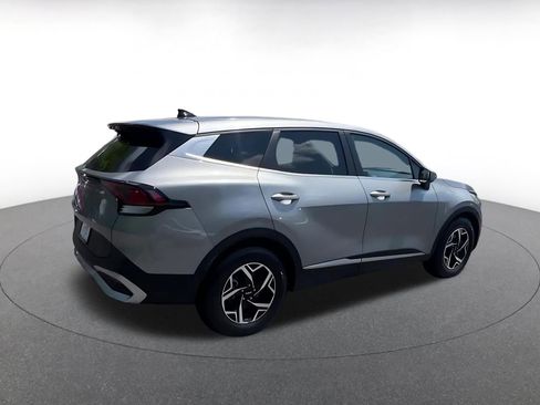 Used 2025 Kia Sportage LX FWD image 15