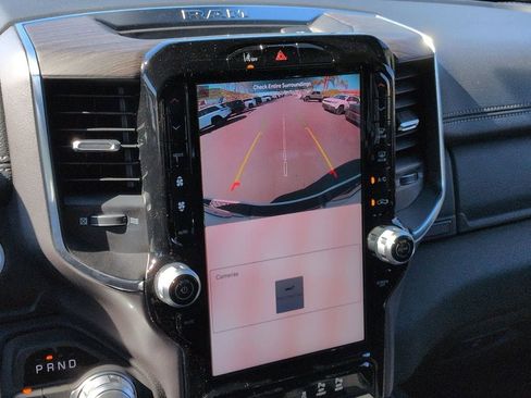 New 2026 RAM 1500 Laramie AWD/4WD image 19