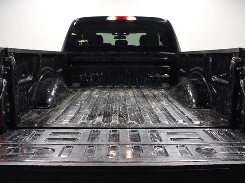 Used 2019 Ford F150 XLT RWD image 13