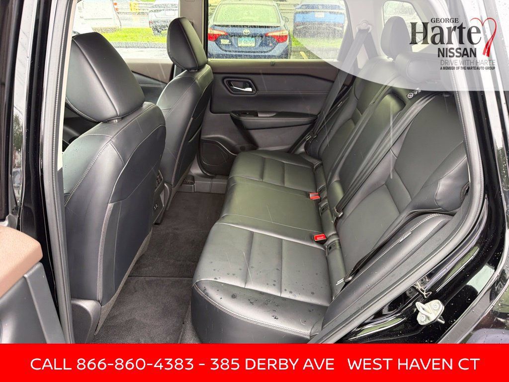 Certified 2023 Nissan Rogue SV w/ SV Premium B Package AWD/4WD image 23