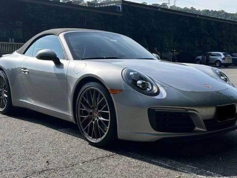 Used 2019 Porsche 911 Carrera S RWD image 1