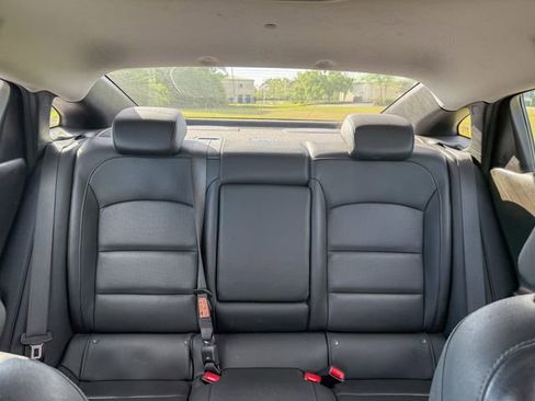 Used 2024 Chevrolet Malibu LT image 15