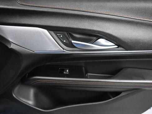 Used 2020 Cadillac CT4 V image 38