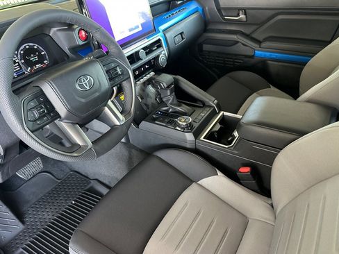 New 2026 Toyota Tacoma TRD Off-Road AWD/4WD image 11