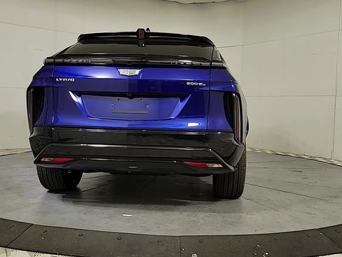 New 2026 Cadillac Lyriq Signature Sport image 6