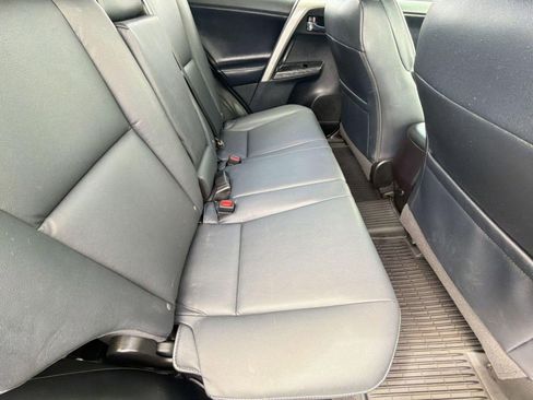 Used 2017 Toyota RAV4 Platinum FWD image 32