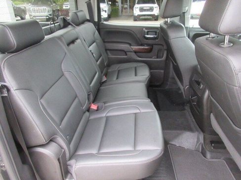 Used 2018 GMC Sierra 1500 SLT w/ SLT Premium Package AWD/4WD image 14
