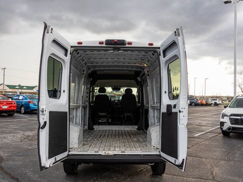 Used 2023 RAM ProMaster 2500 FWD image 32