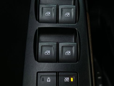 Used 2020 GMC Yukon XL Denali image 47