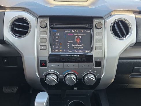 Used 2018 Toyota Tundra SR5 w/ SR5 Upgrade Package RWD image 22