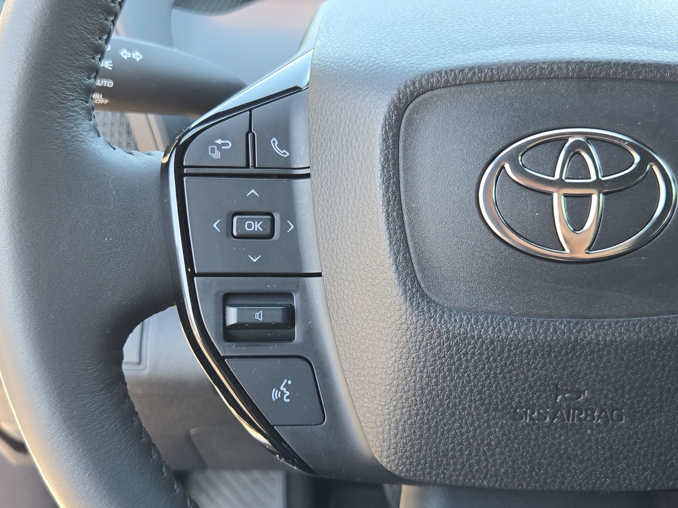Used 2024 Toyota bZ4X FWD w/ Weather Package image 28