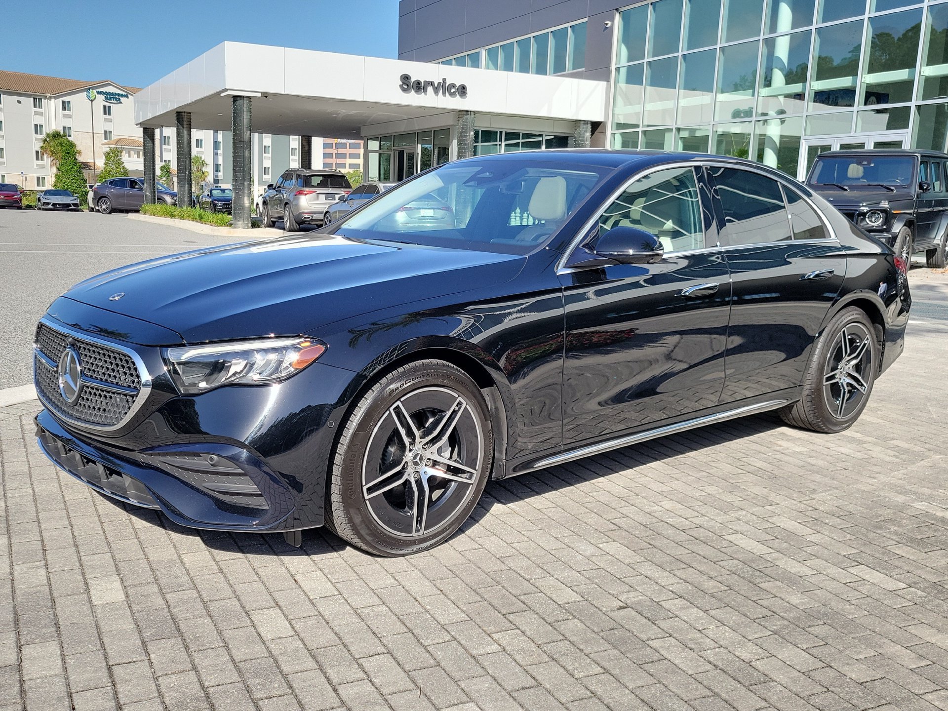 Used 2025 Mercedes-Benz E 350 Sedan w/ Winter Package image 7