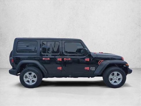 Used 2021 Jeep Wrangler Unlimited Sport AWD/4WD image 4