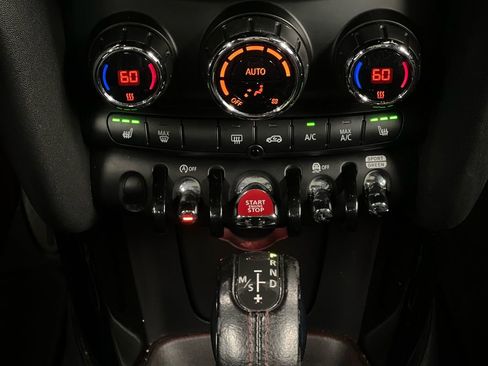 Used 2019 MINI Cooper John Cooper Works w/ Signature Upholstery Package image 28