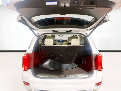 Used 2020 Hyundai Palisade Limited image 21