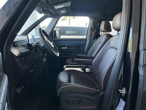 New 2025 Volkswagen ID. Buzz Pro S image 11