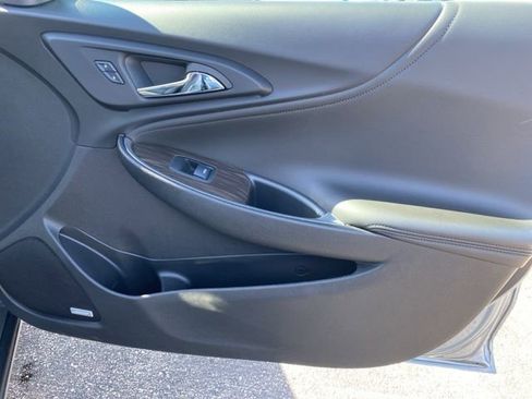 Used 2025 Chevrolet Malibu LT w/ Sport Edition FWD image 39