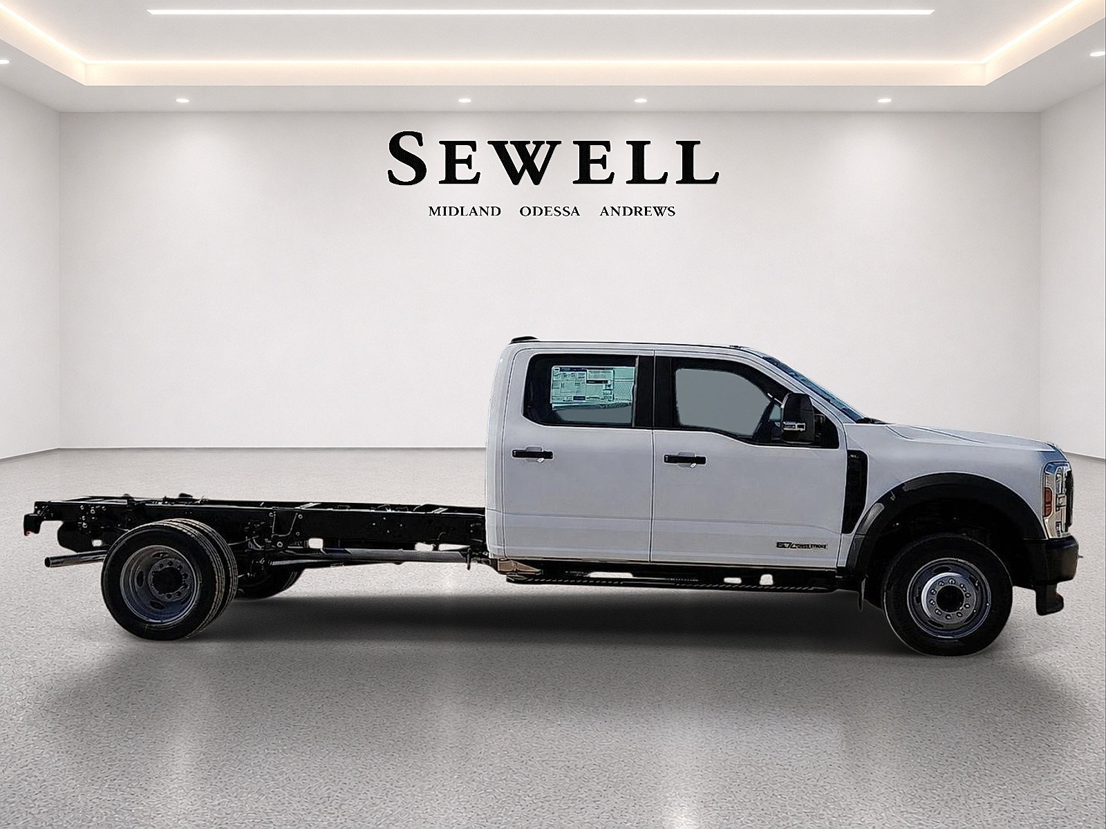 New 2027 Ford F450 XL RWD image 5