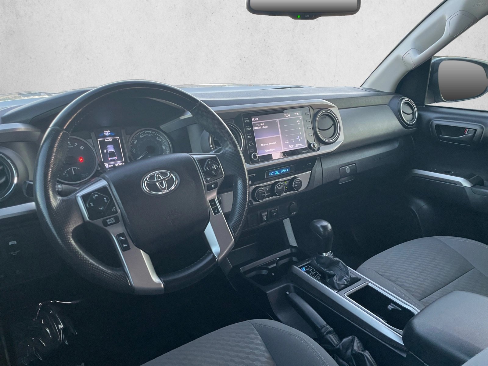 Used 2021 Toyota Tacoma SR5 RWD image 10