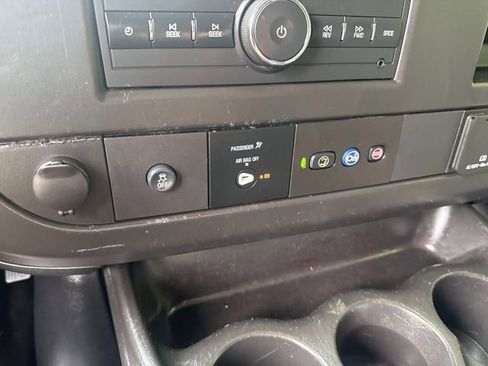 Used 2020 Chevrolet Express 2500 w/ Driver Convenience Package image 18