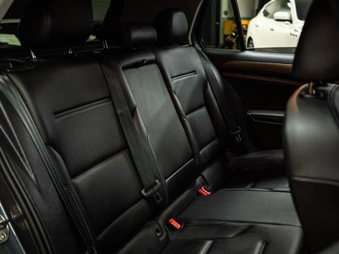 Used 2020 Volkswagen Golf 4-Door image 11