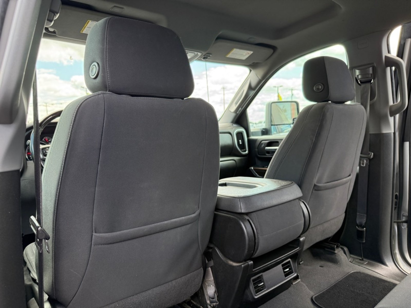 Used 2023 Chevrolet Silverado 3500 LT AWD/4WD image 28