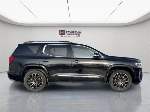 Used 2023 GMC Acadia Denali image 8