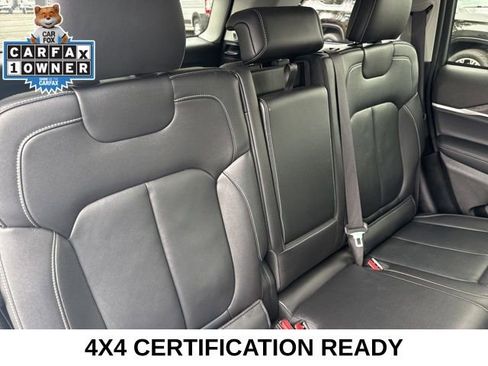 Used 2022 Jeep Grand Cherokee Limited image 25