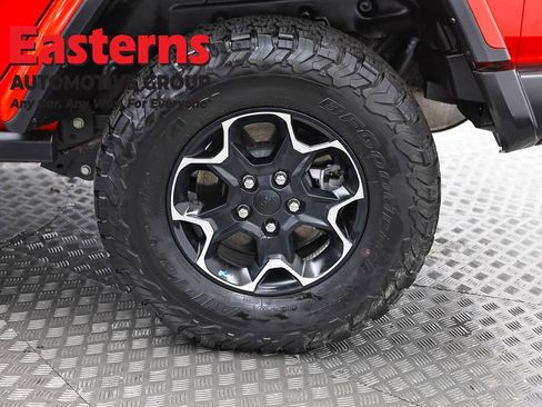 Used 2022 Jeep Wrangler Unlimited Rubicon 4xe AWD/4WD image 33