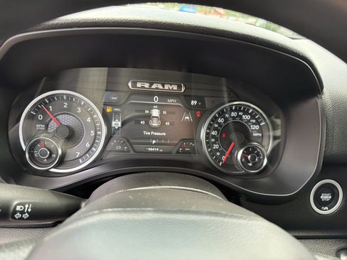 Used 2025 RAM 1500 Warlock AWD/4WD image 17