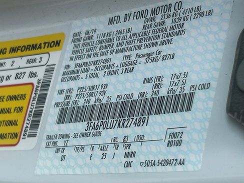 Used 2019 Ford Fusion SE FWD image 10