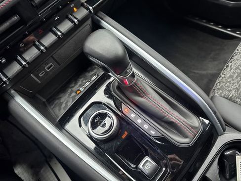 Certified 2023 Chevrolet Colorado Z71 w/ Z71 Convenience Package 2 image 25