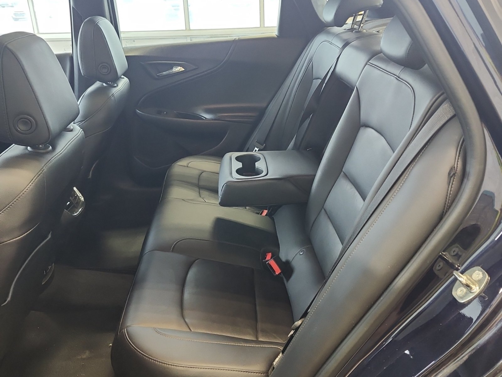 Used 2016 Chevrolet Malibu LT w/ True North Edition FWD image 9