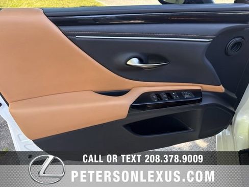 Used 2024 Lexus ES 350 w/ Accessory Package (Z2) FWD image 20