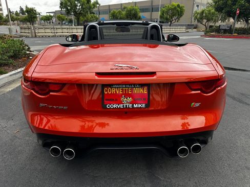 Used 2014 Jaguar F-TYPE S RWD image 8