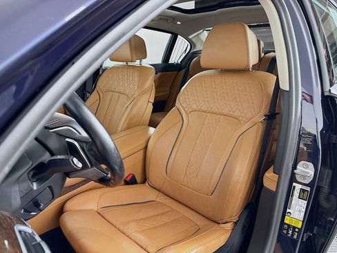 Used 2020 BMW 740i xDrive xDrive w/ Premium Package image 11