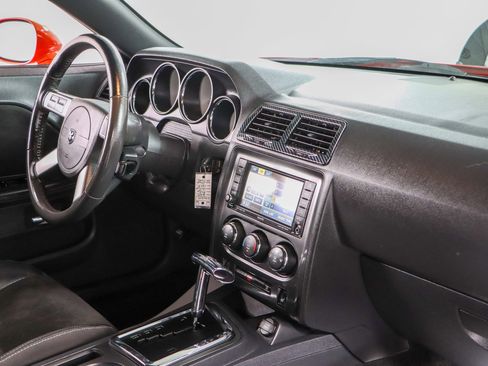 Used 2010 Dodge Challenger SRT8 image 24