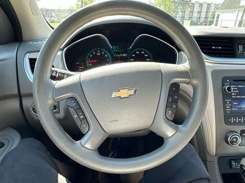 Used 2015 Chevrolet Traverse LS FWD image 32