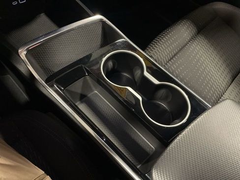 Used 2025 Chevrolet Equinox LT image 22